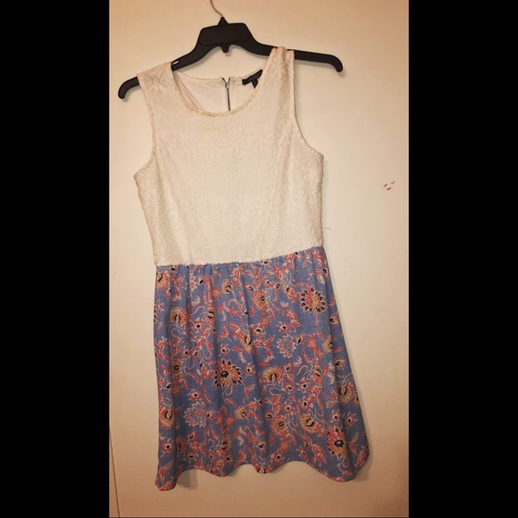 Dress - Picture 1 of 1